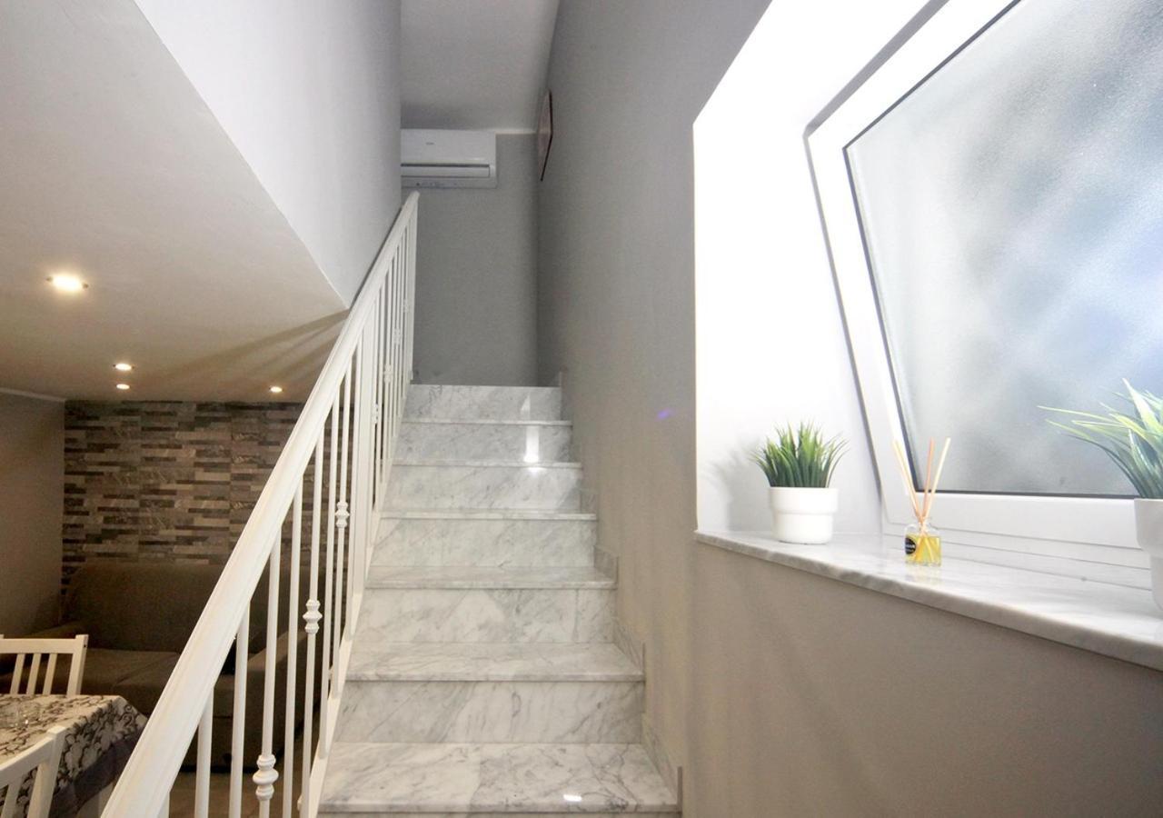La Casa Di Helena Lejlighed Napoli Eksteriør billede